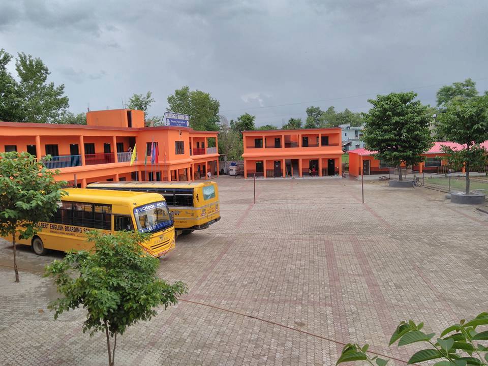 हिलवर्ट बोर्डिङ स्कुल नमुना बन्दै, प्लास्टिक मुक्त क्षेत्र घोषणा