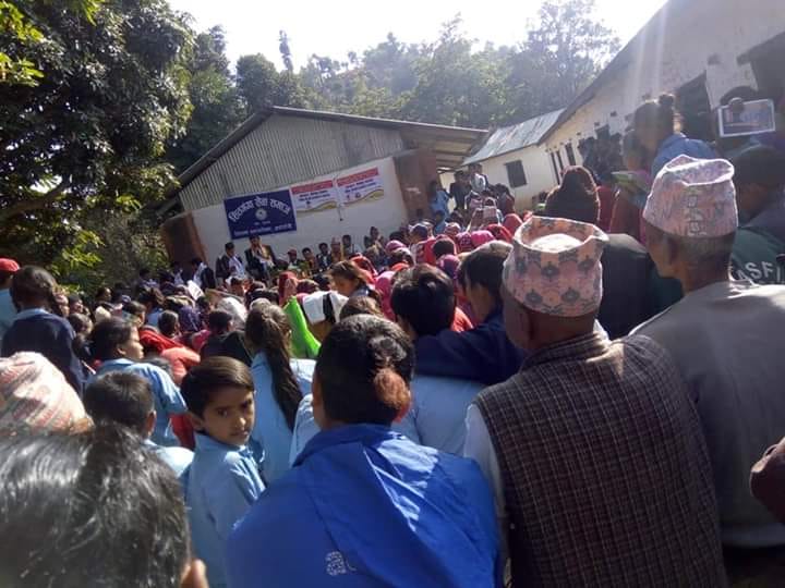 सितगंगा सेवा समाज द्धारा शैक्षिक तथा खेलकुद सामग्री वितरण