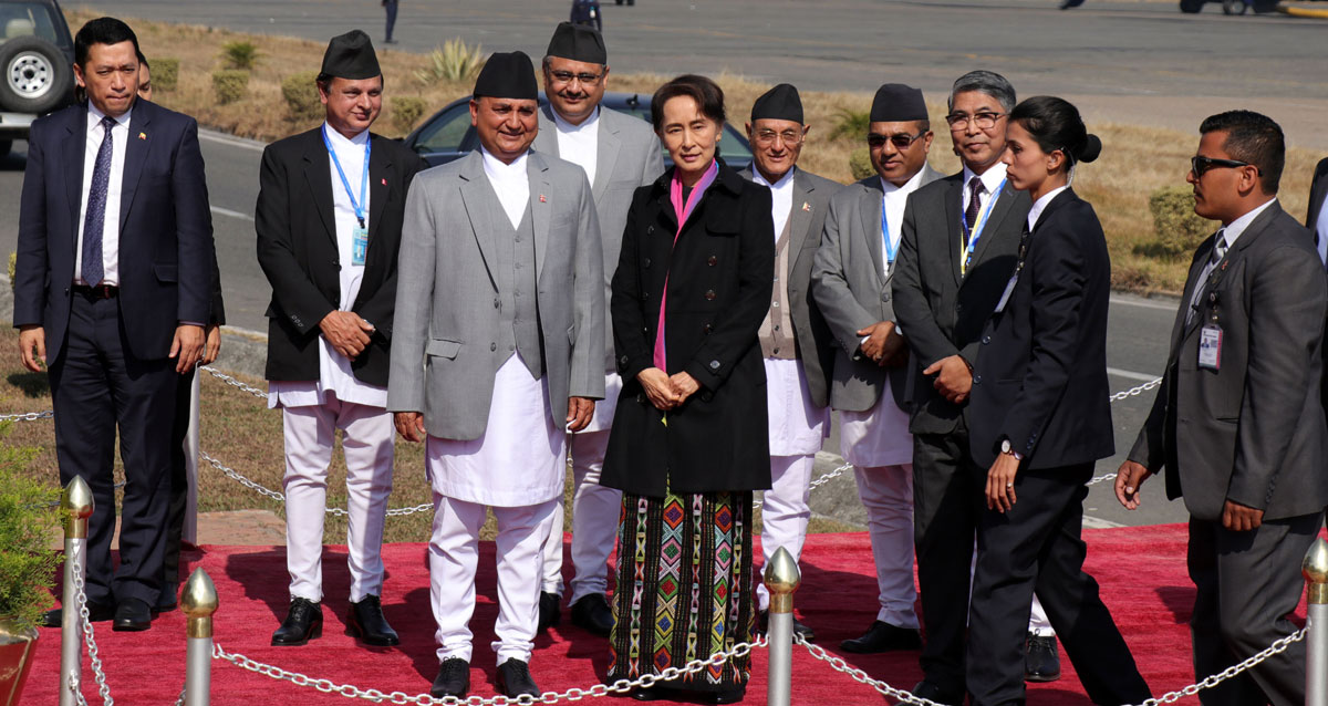 सडकमा आम जनताको बेहाल !  सरकार पाहुनालाई स्वागत गर्न व्यस्त  !