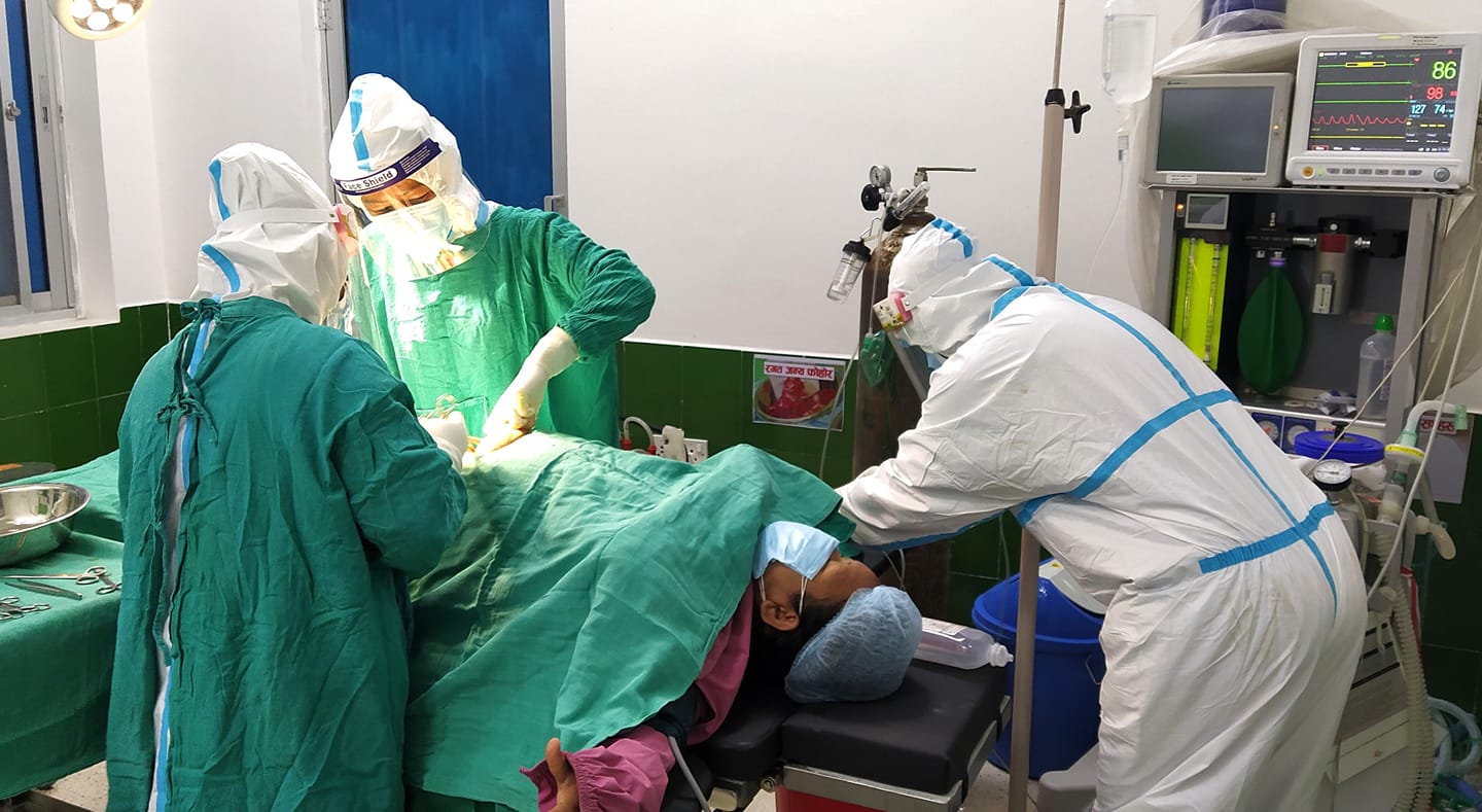 कपिलवस्तुमा कोरोना संक्रमित गर्भवति महिलाले सफल अप्रेशन गरी बच्चा जन्माइन