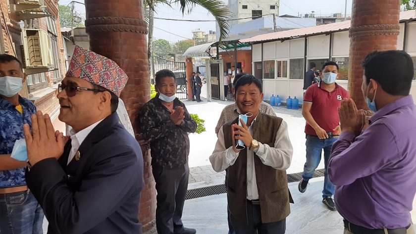 लुम्बिनी प्रदेशमा दुई मन्त्रीले दिए राजीनामा, माओवादी केन्द्रद्धारा समर्थन फिर्ता